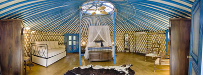 Glamping in a yurt in Tuscany