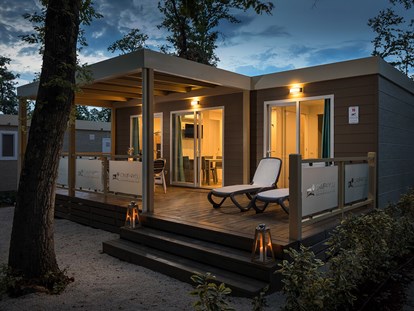 Luxury camping - Preisniveau: exklusiv - Umag - CampingIN Park Umag - Meinmobilheim Premium Relax auf dem CampingIN Park Umag