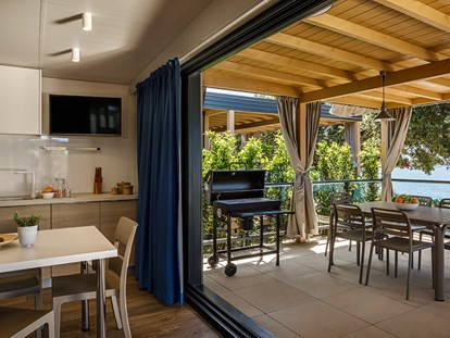 Luxuscamping - Klimaanlage - Istrien - Istra Premium Camping Resort - Meinmobilheim Marina Premium Suite auf dem Istra Premium Camping Resort