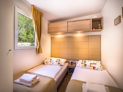 Luxuscamping - Klimaanlage - Istrien - Istra Premium Camping Resort - Meinmobilheim Bella Vista Premium Family auf dem Istra Premium Camping Resort 