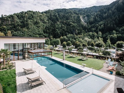 Luxuscamping - Kochmöglichkeit - Südtirol - Bozen - Indoor und Outdoorpool  - Camping Passeier Camping Passeier