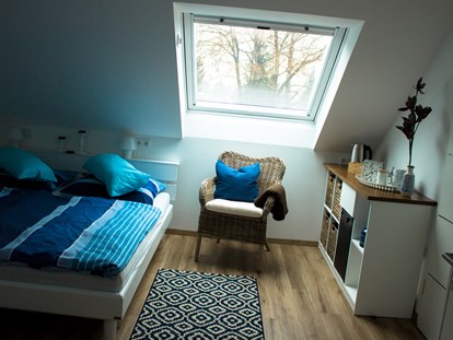 Luxuscamping - Terrasse - Deutschland - Für alle, die mehr Luxus mögen: bei Lech Camping können Sie auch ein Zimmer oder ein Appartement mieten. - Lech Camping Schlaf-Fass bei Lech Camping