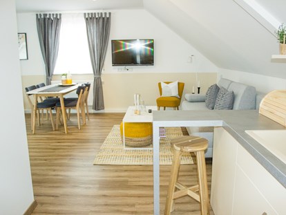 Luxuscamping - Terrasse - Deutschland - Mieten Sie unser Appartement für 2 - 4 Personen - Lech Camping Schlaf-Fass bei Lech Camping