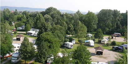 Luxuscamping - Klimaanlage - Niederösterreich - Luftaufnahme Campingplatz - Donaupark Camping Tulln Mobilheime auf Donaupark Camping Tulln