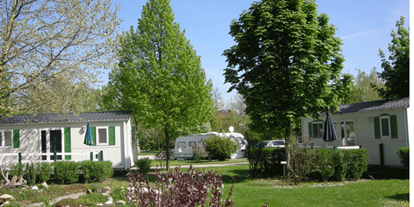 Luxuscamping - Klimaanlage - Niederösterreich - Aussenansicht Mobilheime - Donaupark Camping Tulln Mobilheime auf Donaupark Camping Tulln