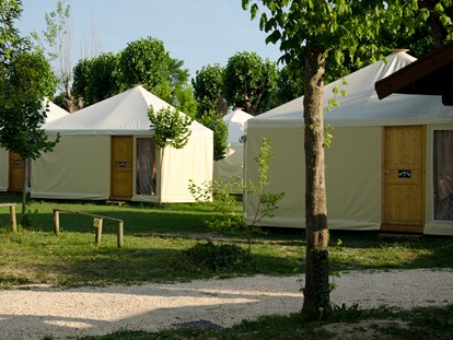 Luxury camping - Art der Unterkunft: Lodgezelt - Glamping-Zelte: Überblick - Camping Rialto Glampingzelte auf Camping Rialto