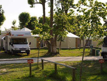 Luxuscamping - barrierefreier Zugang - Adria - Glamping-Zelte: Überblick - Camping Rialto Glampingzelte auf Camping Rialto