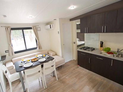 Luxuscamping - Dusche - Novigrad - Camping Resort Lanterna - Meinmobilheim Moda Plus auf dem Lanterna Premium Camping Resort