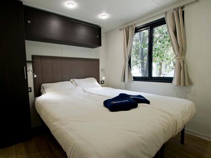 Luxuscamping - Kochmöglichkeit - Istrien - Camping Resort Lanterna - Meinmobilheim Moda Plus auf dem Lanterna Premium Camping Resort