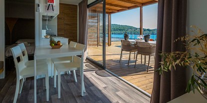 Luxuscamping - Zadar - Olivia Green Camping - Meinmobilheim Deluxe Camping Villa Seaview auf dem Olivia Green Camping