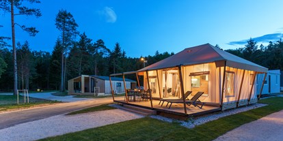 Luxuscamping - Terrasse - Julische Alpen - Glamping tent - River Camping Bled Bungalows