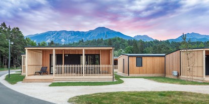 Luxuscamping - Kochmöglichkeit - Julische Alpen - Alpine cottage with big terrace - River Camping Bled Bungalows