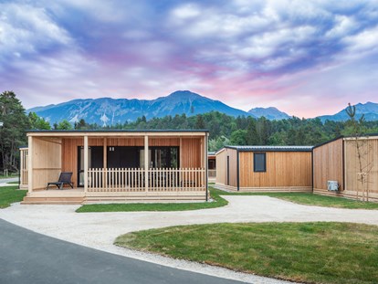 Luxuscamping - Art der Unterkunft: Safari-Zelt - Carniola / Julische Alpen / Laibach / Zasavje - Alpine cottage with big terrace - River Camping Bled Bungalows