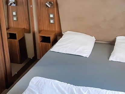 Luxuscamping - Kochutensilien - Aude - Camping Falaise Narbonne-Plage - Vacanceselect Mobilheim Moda 6 Personen 3 Zimmer AC 2 BZ von Vacanceselect auf Camping Falaise Narbonne-Plage
