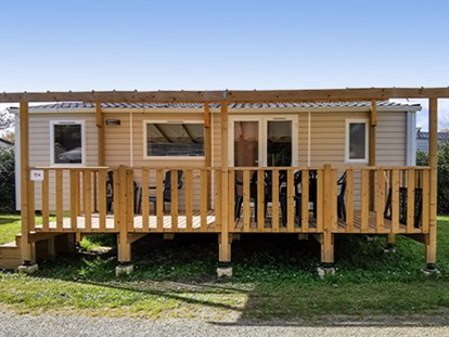 Luxury camping - Grill - France - Camping Le Neptune - Vacanceselect Mobilheim Premium 6 Personen 3 Zimmer von Vacanceselect auf Camping Le Neptune