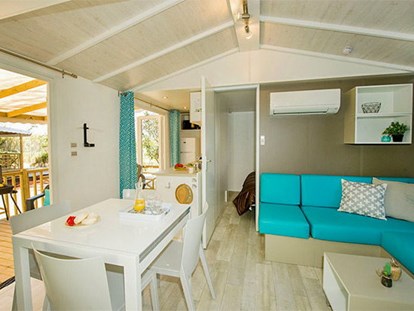 Luxuscamping - Heizung - Hérault - Camping Le Palavas - Vacanceselect Mobilheim Premium 6 Personen 3 Zimmer von Vacanceselect auf Camping Le Palavas