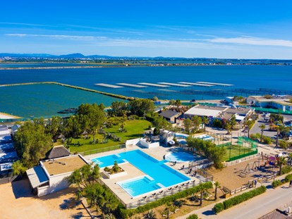 Luxury camping - Heizung - Languedoc-Roussillon - Camping Le Palavas - Vacanceselect Mobilheim Privilege Club 6 Personen 3 Zimmer Whirlpool von Vacanceselect auf Camping Le Palavas