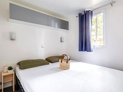 Luxuscamping - Preisniveau: exklusiv - Frankreich - Camping Verdon Parc - Vacanceselect Mobilheim Privilege 4 Personen 2 Zimmer von Vacanceselect auf Camping Verdon Parc