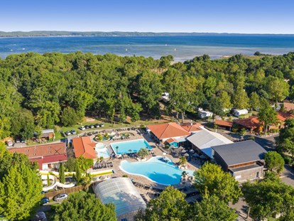 Luxury camping - barrierefreier Zugang - Gironde - Camping Mayotte Vacances - Vacanceselect Mobilheim Privilege Club 6 Pers 3 Zimmer Whirlpool von Vacanceselect auf Camping Mayotte Vacances