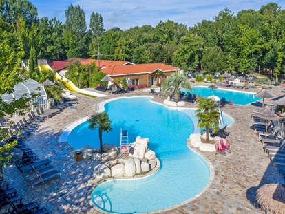 Luxuscamping - Landes - Camping Mayotte Vacances - Vacanceselect Mobilheim Privilege Club 6 Pers 3 Zimmer Whirlpool von Vacanceselect auf Camping Mayotte Vacances