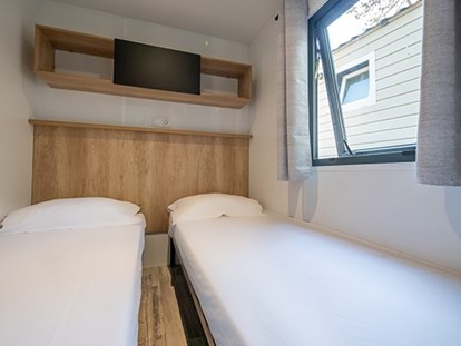 Luxury camping - Les Mathes - Camping Palmyre Loisirs - Vacanceselect Mobilheim Moda 6 Personen 3 Zimmer Klimaanlage von Vacanceselect auf Camping Palmyre Loisirs