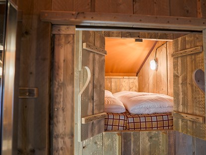 Luxury camping - WC - Rovinj - Camping Vestar - Vacanceselect Safarizelt XL 4/6 Personen 3 Zimmer Badezimmer von Vacanceselect auf Camping Vestar