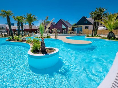 Luxuscamping - Dusche - Fouesnant - Camping L'Atlantique - Vacanceselect Mobilheim Moda 6 Pers 3 Zimmer AC 2 Badezimmer von Vacanceselect auf Camping L'Atlantique