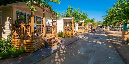 Luxuscamping - WC - Costa del Maresme - Camping Enmar - Vacanceselect Mobilheim Moda 4/5 Personen 2 Zimmer Klimaanlage von Vacanceselect auf Camping Enmar