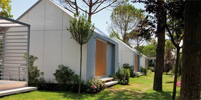Luxuscamping - TV - Cavallino - Union Lido - Suncamp Camping Home Veranda Medium auf Union Lido