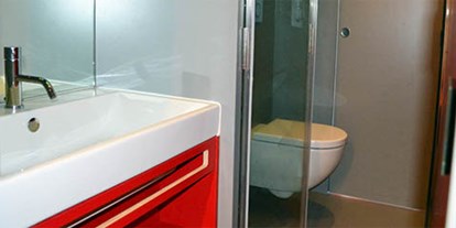 Luxuscamping - WC - Venedig - Union Lido - Suncamp Caravan Fifty auf Union Lido