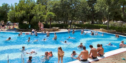 Luxuscamping - Bad und WC getrennt - Kroatien - Camping Resort Lanterna - Suncamp Bungalowzelte von Suncamp auf Lanterna Premium Camping Resort ****