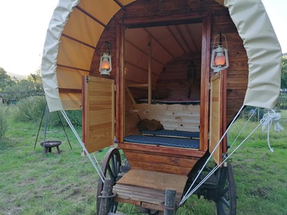 Luxuscamping - Art der Unterkunft: spezielle Unterkunft - Hessen Nord - Eingangsbereich - Ecolodge Hinterland Western Lodge