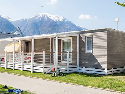 Luxuscamping - Tessin - Campofelice Camping Village Prestige Ibisco auf Campofelice Camping Village