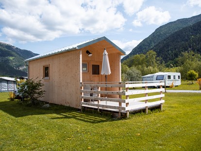 Luxury camping - Parkplatz bei Unterkunft - Graubünden - Chamonna Jaura - Camping Muglin Müstair Camping Muglin Müstair