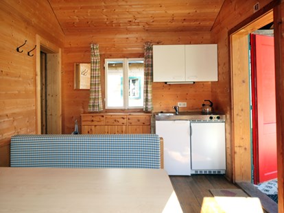 Luxury camping - Terrasse - Salzburg - aus Holz, in einfacher Ausstattung - Grubhof Campinghäuschen auf Grubhof