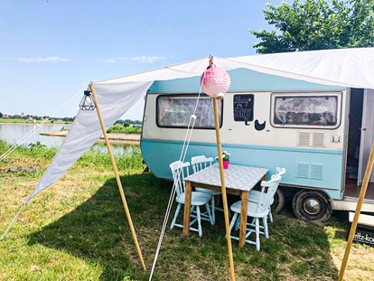 Luxury camping - Flusslandschaft Elbe - StrandCamper im Vintage-Look - Camping Stover Strand Camping Stover Strand