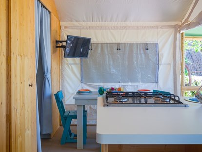 Luxury camping - Bad und WC getrennt - Maremma - Grosseto - Glamping Tent Country Loft auf Camping Lacona Pineta - Camping Lacona Pineta Glamping Tent Country Loft auf Camping Lacona Pineta
