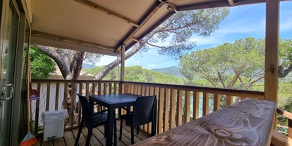 Luxuscamping - Italien - Glamping Tent Mini Lodge auf Camping Lacona Pineta - Camping Lacona Pineta Glamping Tent Mini Lodge auf Camping Lacona Pineta