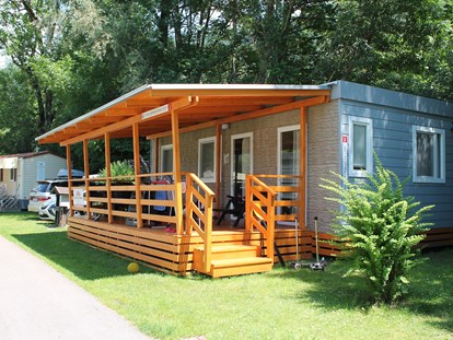 Luxuscamping - Bademöglichkeit für Hunde - Luxusmobilheim Typ I - Komfort-Campingpark Burgstaller - Gebetsroither