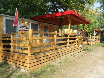 Luxuscamping - Kategorie der Anlage: 4 - Camping Marina di Venezia - Gebetsroither