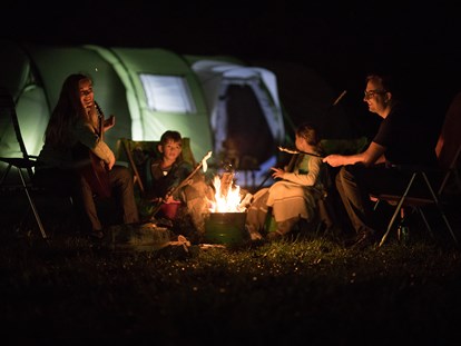 Luxury camping - Wasserrutsche - Gemütlicher Familiencampingpark - Trixi Ferienpark Zittauer Gebirge