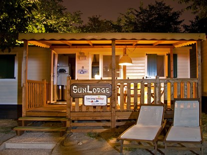Luxury camping - Golf - Camping Leï Suves - Suncamp