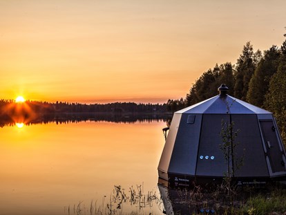 Luxuscamping - Kategorie der Anlage: nicht auf einer Anlage - Schweden - Natur pur...direkt vor ihrem Glaszelt. Erholung pur! - Laponia Sky Hut