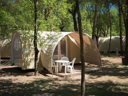 Luxuscamping - Umgebungsschwerpunkt: Strand - Spezielles Zelt "CoCo Sweet" auf Camping Ca'Savio - Camping Ca'Savio - GOOUTSIDE