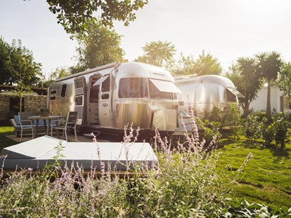 Luxuscamping - Glampingplatz autofrei - Airstream Park Procida - Procida Camp & Resort - GOOUTSIDE