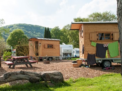 Luxury camping - gut erreichbar mit: Motorrad - Da ist Leben drin! - Fortuna Camping am Neckar