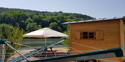 Luxuscamping - Swimmingpool - Wäschespinne für unsere Schäferwagengäste - Fortuna Camping am Neckar