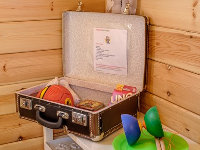 Luxuscamping - Umgebungsschwerpunkt: Fluss - Spielekoffer für die Kleinen - Camping Wagenhausen