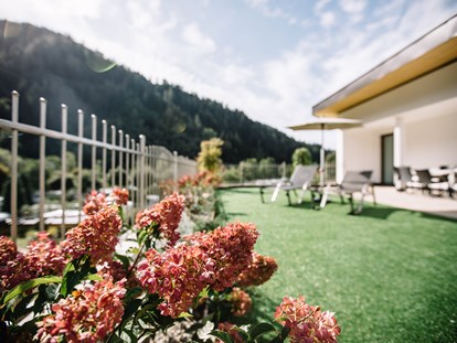 Luxuscamping - Umgebungsschwerpunkt: Therme - Italien - Terrasse Apartment "Garten" - Camping Passeier