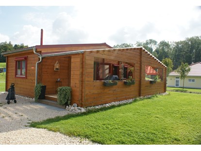 Luxury camping - Wasserrutsche - Bungalow Family Plus  - Camping & Ferienpark Orsingen